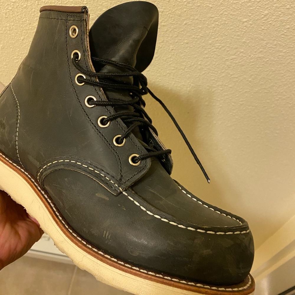 Red Wings Classic Moc